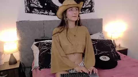 Snapshot of lexie_n_nate chatting on July 21, 9:22 am Lixie And Nte online show from July 21, 9:22 am