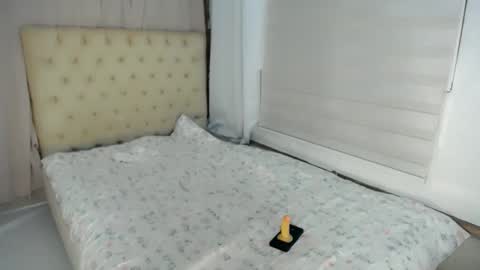 Snapshot of lexiefucker chatting on March 2, 12:02 am lexiefucker online show from March 2, 12:02 am