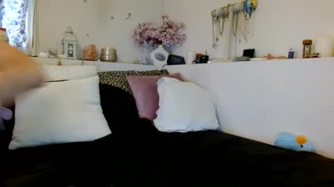 Snapshot of lexiel0veswood chatting on May 22, 7:30 pm lexiel0veswood online show from May 22, 7:30 pm