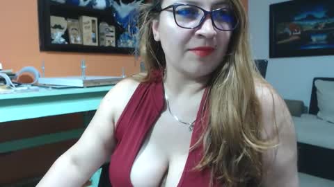 Snapshot of lexiesexnatty chatting on October 20, 4:29 pm Lexie Sex Natty online show from October 20, 4:29 pm