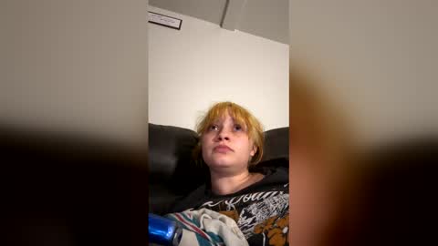 Snapshot of lexiestar22 chatting on June 8, 5:52 am lexiestar22 online show from June 8, 5:52 am