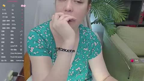 Lexi online show from November 5, 4:29 pm