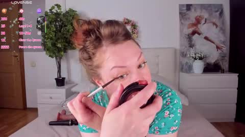 Snapshot of lexiflower1 chatting on June 5, 5:58 am Lexi online show from June 5, 5:58 am