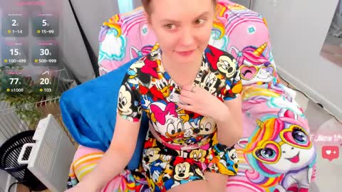 Lexi online show from April 2, 6:33 am