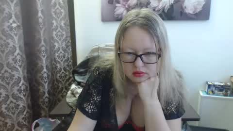 Snapshot of lexisnexiss chatting on March 22, 12:25 am Masha and Sasha online show from March 22, 12:25 am