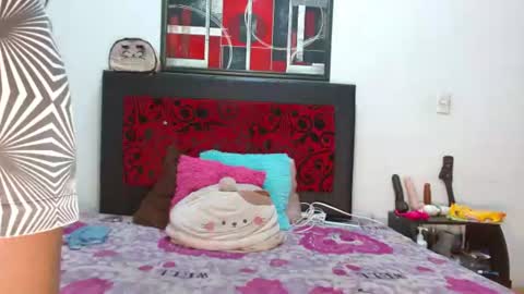 Snapshot of lexistone_ chatting on July 7, 10:03 pm lexistone online show from July 7, 10:03 pm