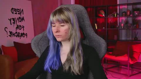 Snapshot of lexiwenford chatting on May 5, 3:25 am Lexi Wenford NO NUDE GODDESS online show from May 5, 3:25 am