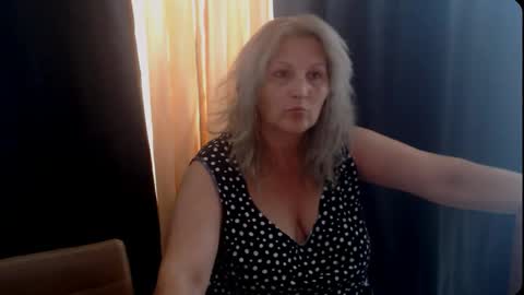 Snapshot of lexxa_blond chatting on September 10, 11:21 am Hannah online show from September 10, 11:21 am