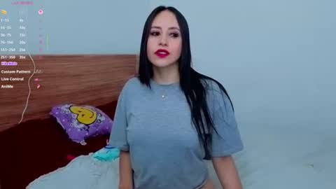 Snapshot of lexy_angel13 chatting on June 23, 1:31 pm lexy angel online show from June 23, 1:31 pm