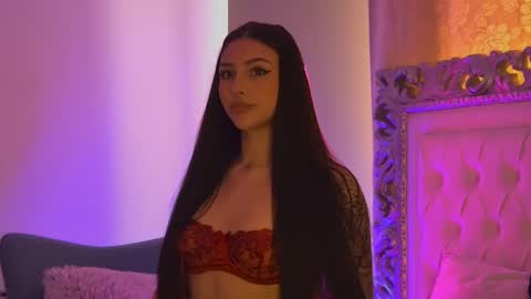 LexyBanks online show from April 8, 7:41 am