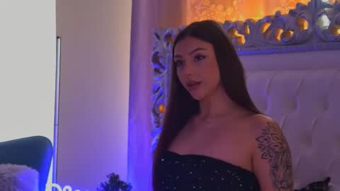 Snapshot of lexy_banks chatting on June 9, 7:53 am LexyBanks online show from June 9, 7:53 am