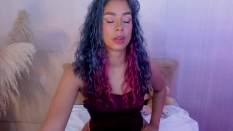 Snapshot of lexy_fox2 chatting on April 22, 1:41 am Lexy online show from April 22, 1:41 am