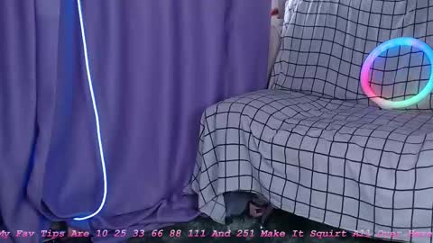 LexxxY online show from October 10, 8:35 am
