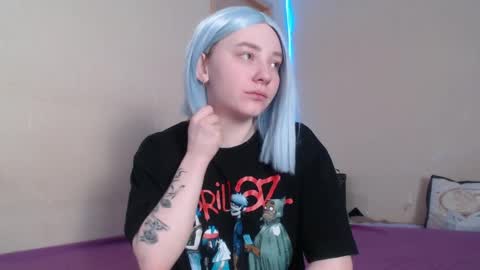 LexxxY online show from April 6, 8:04 am