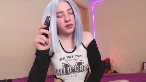 Snapshot of lexy_l0vy chatting on May 2, 6:51 am LexxxY online show from May 2, 6:51 am