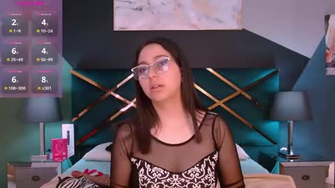 Snapshot of lexyblaze_ chatting on May 16, 11:20 am lexyblaze_ online show from May 16, 11:20 am