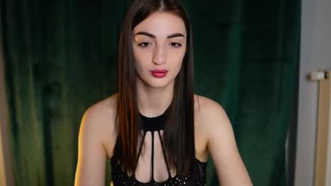 Snapshot of leya_soft chatting on March 17, 5:05 pm leya_soft online show from March 17, 5:05 pm