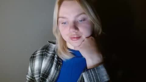 Leyla online show from February 22, 3:40 am