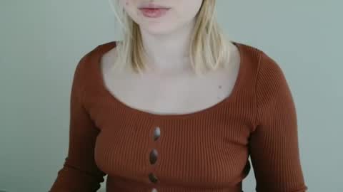 Leyla online show from February 26, 6:34 am