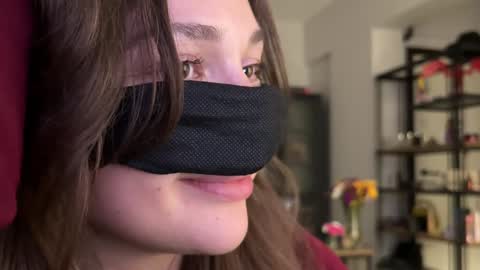 Snapshot of leyla_on_sport chatting on December 13, 10:02 pm Leyla online show from December 13, 10:02 pm