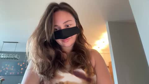 Snapshot of leyla_on_sport chatting on September 9, 9:09 am Leyla online show from September 9, 9:09 am