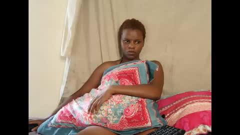 leylacuty13 online show from April 21, 7:47 am