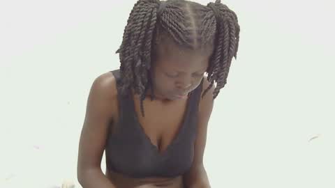 Snapshot of leylani69 chatting on June 26, 6:29 am laylani69 online show from June 26, 6:29 am