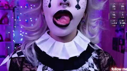 LEA online show from February 21, 2:40 pm