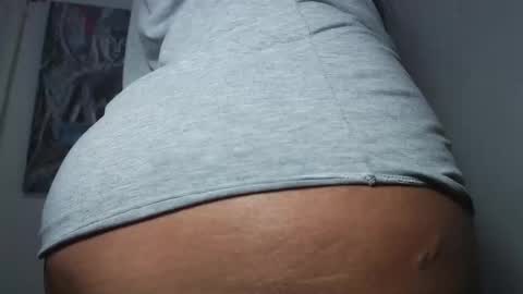 leyli_ass online show from October 19, 2:18 pm