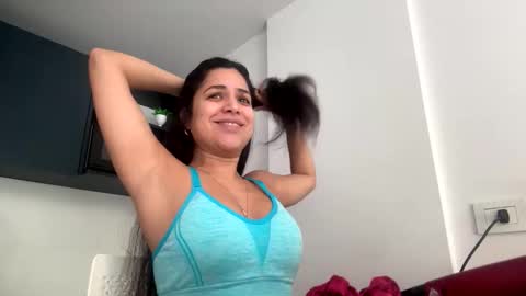 Leyna  online show from April 13, 6:13 pm