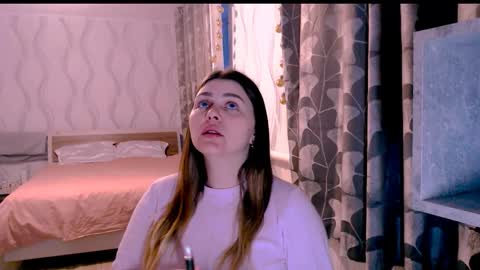 Snapshot of li_lit chatting on March 1, 4:14 am li_lit online show from March 1, 4:14 am