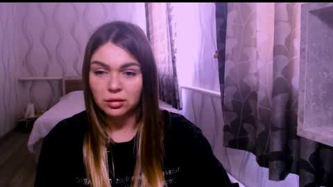 li_lit online show from April 14, 6:41 am