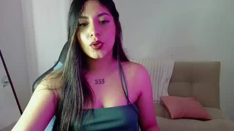 Snapshot of lia_14_ chatting on June 9, 9:15 pm Lia online show from June 9, 9:15 pm