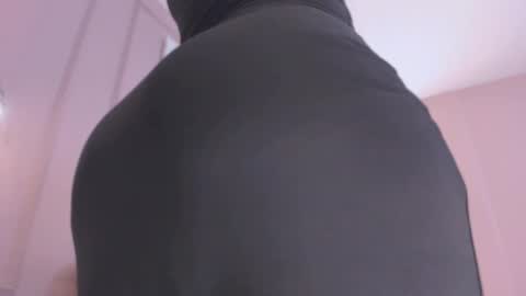 Snapshot of lia_ass chatting on January 9, 1:24 pm Liss 3 online show from January 9, 1:24 pm