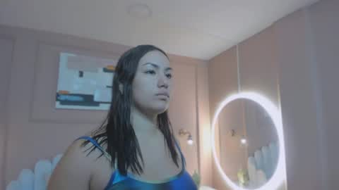 Snapshot of lia_ass chatting on January 22, 10:18 am Liss 3 online show from January 22, 10:18 am