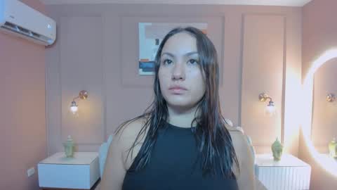 Snapshot of lia_ass chatting on February 7, 10:19 am Liss 3 online show from February 7, 10:19 am