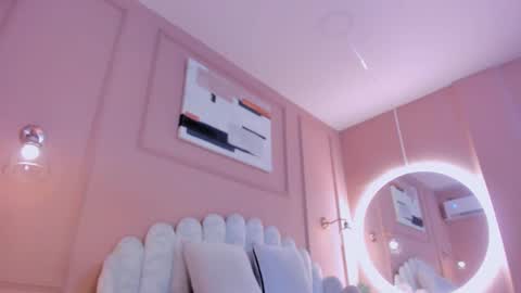 Snapshot of lia_ass chatting on February 18, 10:16 am Liss 3 online show from February 18, 10:16 am