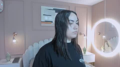 Snapshot of lia_ass chatting on October 1, 9:15 am Liss 3 online show from October 1, 9:15 am