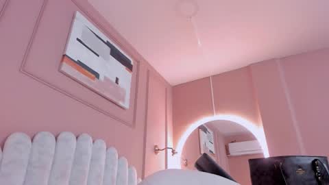 Snapshot of lia_ass chatting on February 10, 10:30 am Liss 3 online show from February 10, 10:30 am