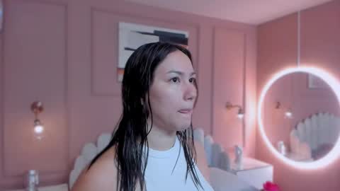 Snapshot of lia_ass chatting on February 12, 10:10 am Liss 3 online show from February 12, 10:10 am