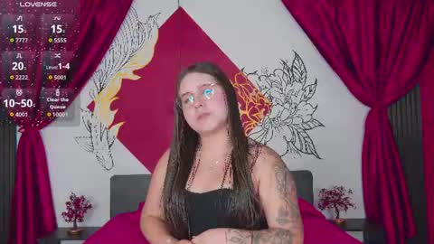 Snapshot of lia_avalon chatting on June 26, 11:36 am Lia Avalon online show from June 26, 11:36 am