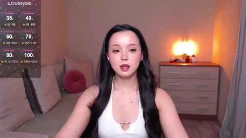 L I A online show from December 15, 1:15 pm