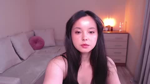 Snapshot of lia_hetty chatting on May 7, 3:17 pm L I A online show from May 7, 3:17 pm