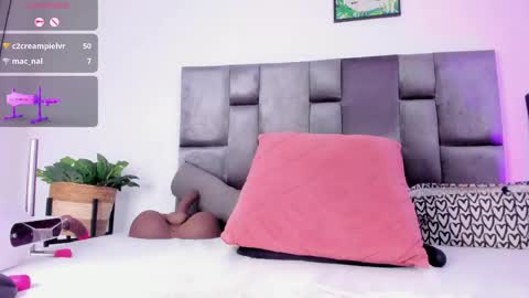 Snapshot of lia_johnsonn chatting on April 25, 1:41 pm Lia Jhonson online show from April 25, 1:41 pm