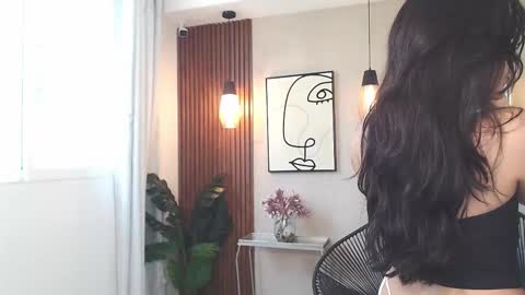 LIA online show from February 22, 6:06 pm