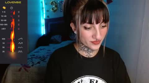 Snapshot of lia_miss2 chatting on May 15, 1:56 am lia spicy ig online show from May 15, 1:56 am
