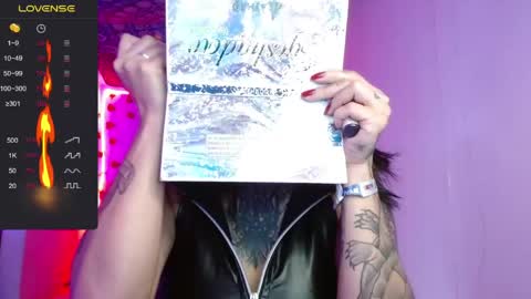 Snapshot of lia_miss2 chatting on June 3, 3:17 pm lia spicy ig online show from June 3, 3:17 pm