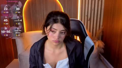 Snapshot of lia_queen_tx chatting on May 23, 3:12 am Online 1400 - 2100 online show from May 23, 3:12 am