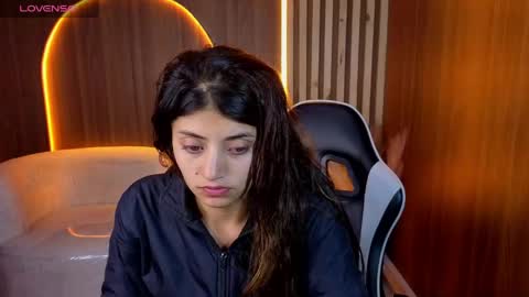 Snapshot of lia_queen_tx chatting on June 7, 1:26 pm Online 1400 - 2100 online show from June 7, 1:26 pm