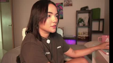 Lia  online show from April 21, 9:50 pm